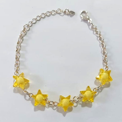 PULSEIRA FOLHEADA A PRATA COM 50 MILÉSIMOS + VERNIZ DIAMOND - PULSEIRA COM ESTRELAS AMARELAS 16CM + EXTENSOR - PRA1054