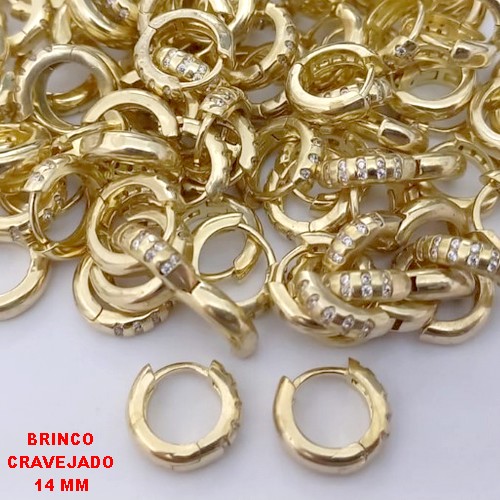 BRINCO NO BRUTO PRONTO PARA O BANHO (CX185) -BRINCO ARGOLINHA DE PRESSÃO(TRANQUETA)CRAVEJADO COM UMA FILEIRA DE ZIRCONIA - TAMANHO 14MM / PESO TOTAL 2.4GR - BRU25834