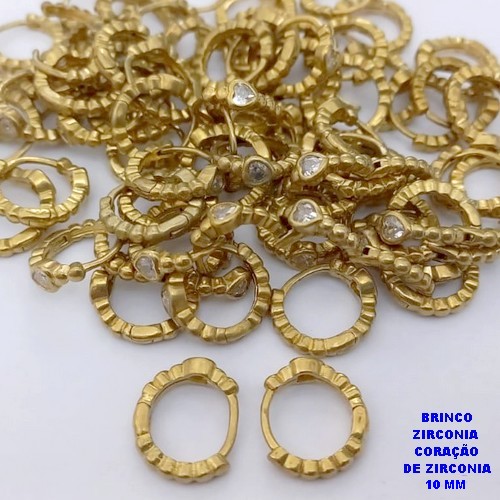 BRINCO NO BRUTO PRONTO PARA O BANHO(CX185)- BRINCO ARGOLINHA DE PRESSÃO(TRANQUETA)- TAMANHO 10MM COM UM CORAÇÃO DE ZIRCONIA / PESO TOTAL 1.4GR - BRU25848