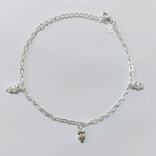 PULSEIRA FOLHEADA A PRATA COM 50 MILÉSIMOS + VERNIZ DIAMOND - PULSEIRA COM CORUJAS - TAM: 19CM + EXTENSOR - PRA1087