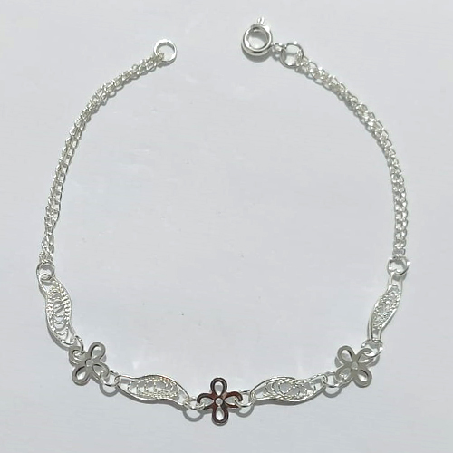 PULSEIRA FOLHEADA A PRATA COM 50 MILÉSIMOS + VERNIZ DIAMOND - PULSEIRA DUPLA 19CM COM TREVOS - PRA1114