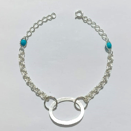 PULSEIRA FOLHEADA A PRATA COM 50 MILÉSIMOS + VERNIZ DIAMOND - PULSEIRA 19CM COM ELEMENTO VAZADO - PRA1118
