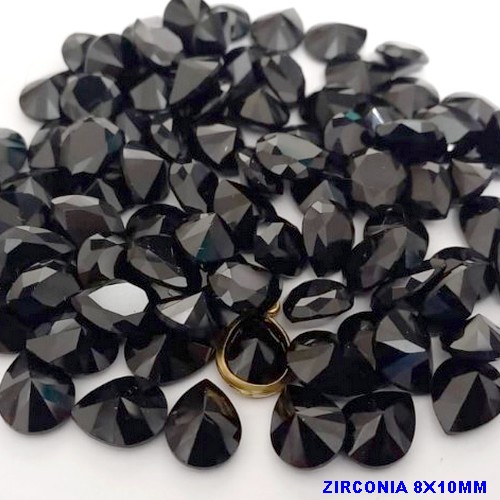 ACESSORIO NO BRUTO PRONTO PARA O BANHO(CX30) - (ZIRCONIA) "8X10MM" GOTA (PRIMEIRA LINHA)COMPOSIÇÃO 100% ZIRCONIA CRISTAL - BRU25884