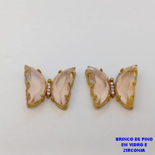 BRINCO NO BRUTO PRONTO PARA O BANHO(CX39)- BRINCO DE BORBOLETA DE VIDRO E ZIRCONIA /BRINCO DE PINO TAMAMANHO 18MM / PESO TOTAL 5,9GR - BRU25892