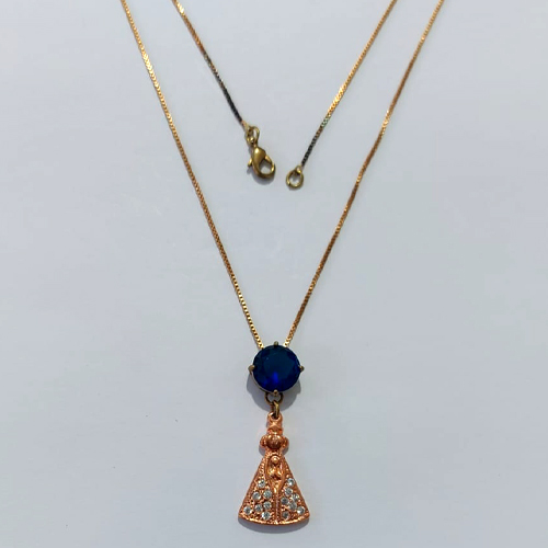 GARGANTILHA NO BRUTO PRONTA PARA O BANHO(CX187) - GARGANTILHA COM CORRENTE 45M E PINGENTE EM ZIRCÔNIA REDONDA AZUL E NOSSA SRA CRAVEJADA 23MM - PESO: 4,7GR - COMPOSIÇÃO LATÃO / ZIRCÔNIA - BRU27105