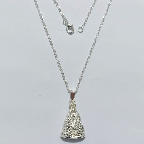 GARGANTILHA FOLHEADA A PRATA COM 50 MILÉSIMOS + VERNIZ DIAMOND - GARGANTILHA COM PINGENTE NOSSA SRA APARECIDA 25MM - PRA1249