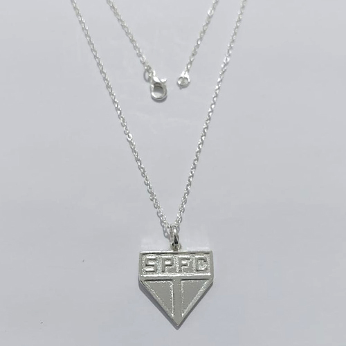 GARGANTILHA FOLHEADA A PRATA COM 50 MILÉSIMOS + VERNIZ DIAMOND - GARGANTILHA COM PINGENTE ESCUDO SÃO PAULO FUTEBOL CLUBE 21MM - PRA1255