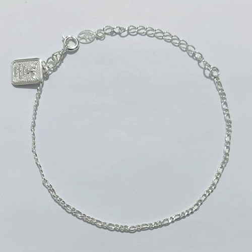 PULSEIRA FOLHEADA A PRATA COM 50 MILÉSIMOS + VERNIZ DIAMOND - PULSEIRA 17CM + EXTENSOR E PINGENTE ESPÍRITO SANTO - PRA1258