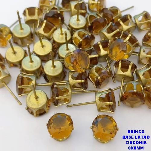 BRINCO NO BRUTO PRONTO PARA O BANHO (POTE)BRINCO COM BASE 100% LATÃO)TAMANHO 8X8MM / PESO DO PAR 1GR - BRU28096