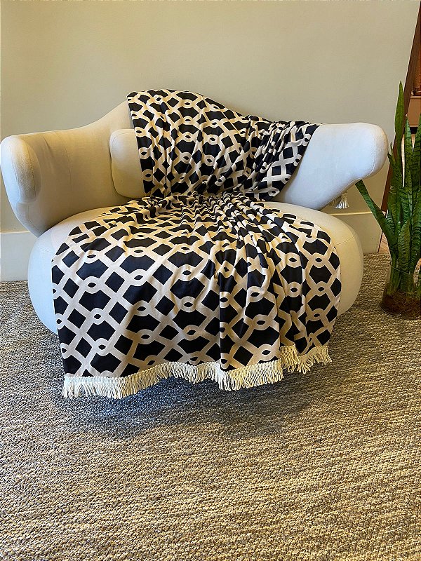 Manta Estampada Azul Marinho e Off White 140x140cm para Sofá e Cama