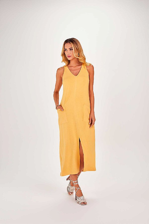 VESTIDO RAMO SELVAGEM COM BOLSOS E ABERTURA FRENTE- AMARELO QUEIMADO