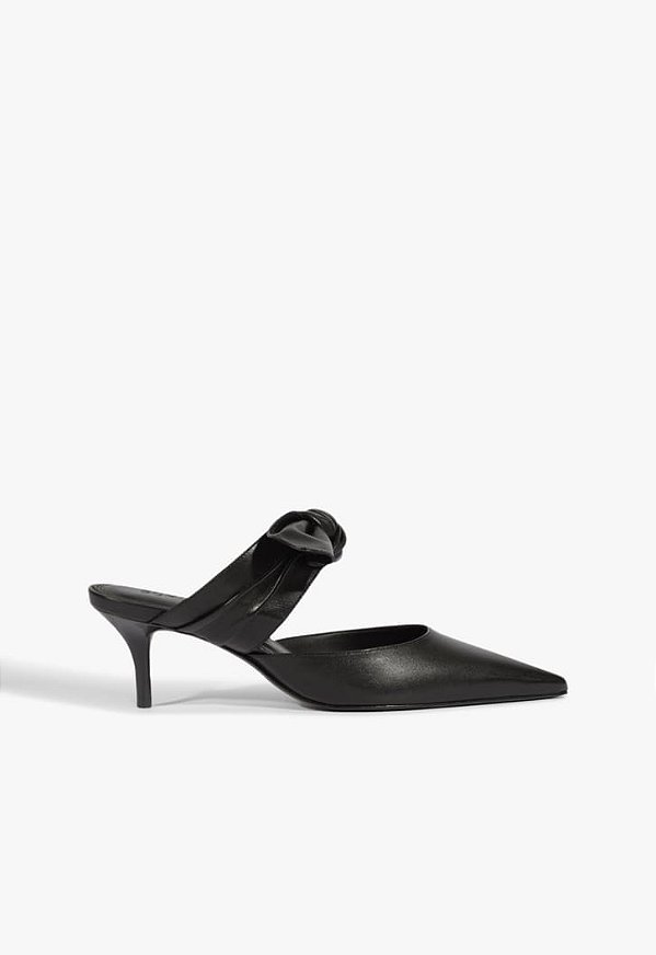 MULE SCARPIN SCHUTZ COURO PRETO