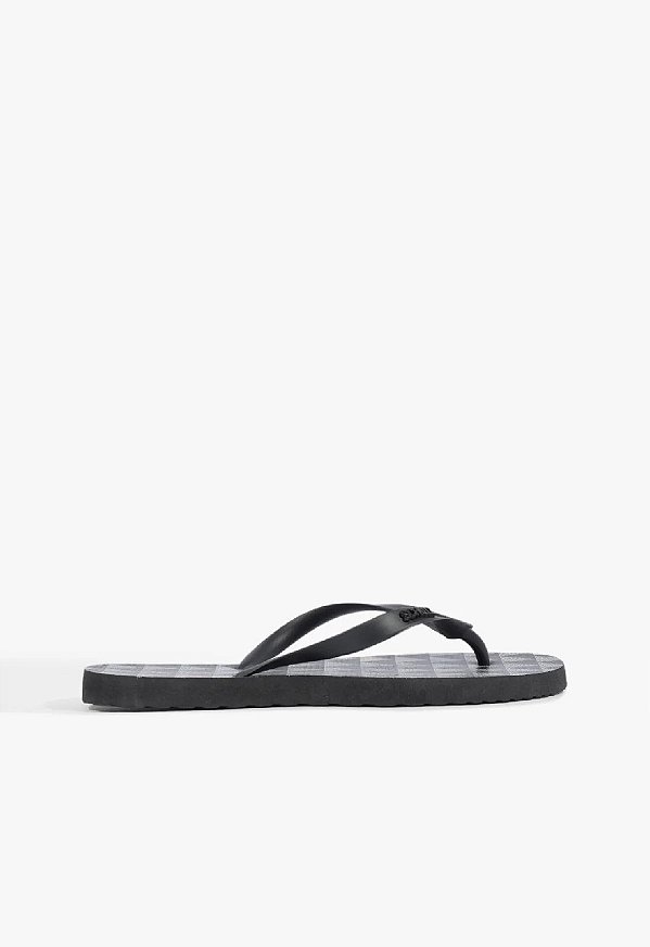 CHINELO SCHUTZ TRIANGLE PRETO