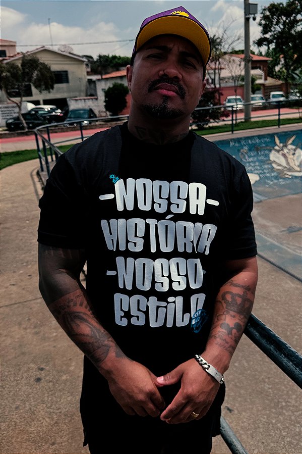 Camiseta - Nossa História, Nosso Estilo