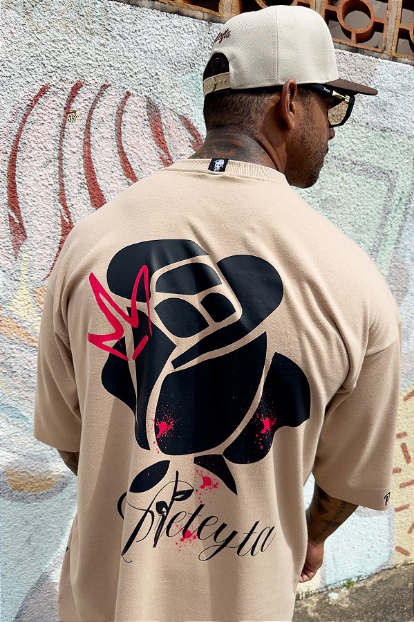 Camiseta Oversized Flor Preta