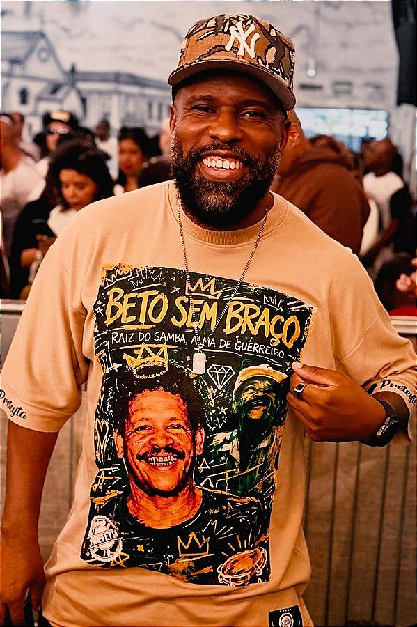 Camiseta Oversized Beto sem Braço