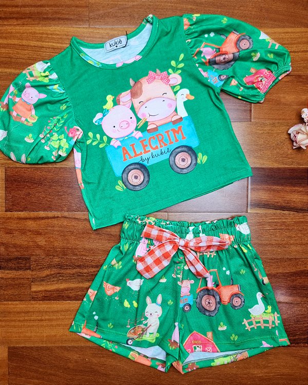 Conjunto de Blusa Cropped e Short em Malha Fresh Kukiê