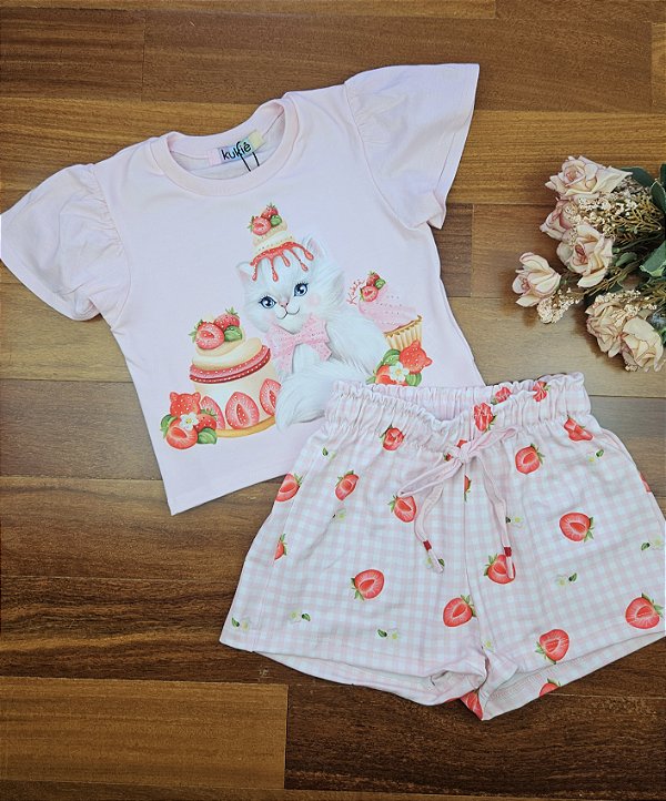 Conjunto de Blusa Boxy em Meia Malha e Shorts em Malha Power Kukiê