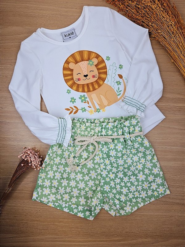 Conjunto de Blusa em Malha Power e Shorts em Sarja Pita Kukiê