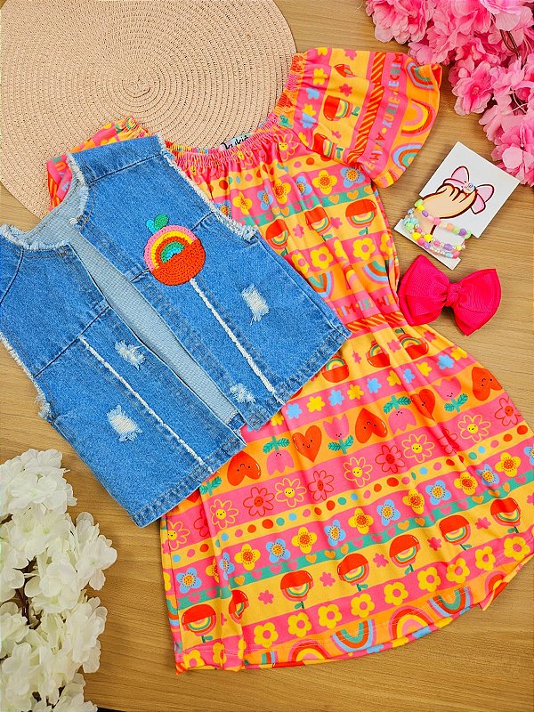 Vestido em Malha Fresh e Colete em Jeans Arkansas Kukiê
