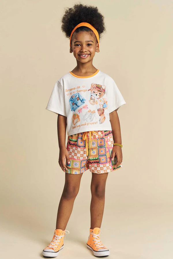 Conjunto de Blusa Boxy em Meia Malha e Shorts em Molecotton Kukiê