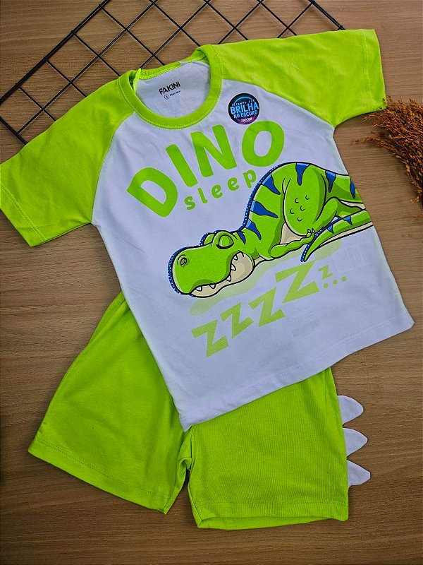 Pijama Camiseta e Bermuda Fakini Brilha no Escuro