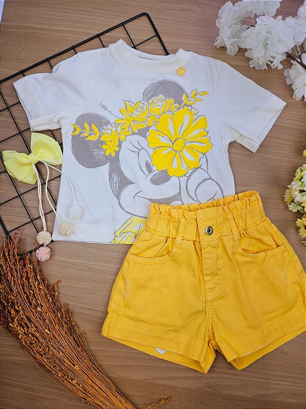 Short de Sarja Amarelo Animê
