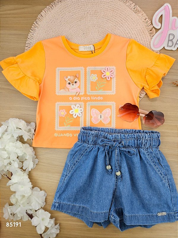 Conjunto de Blusa Boxy em Meia Malha com Shorts em Jeans Infanti Infantil Menina
