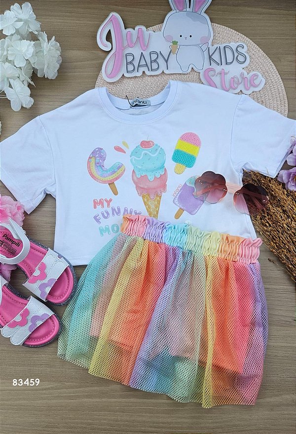 Conjunto de Blusa Boxy Over em Meia Malha e Saia em Tela. Com Shorts Embutido Infanti Infantil Menina