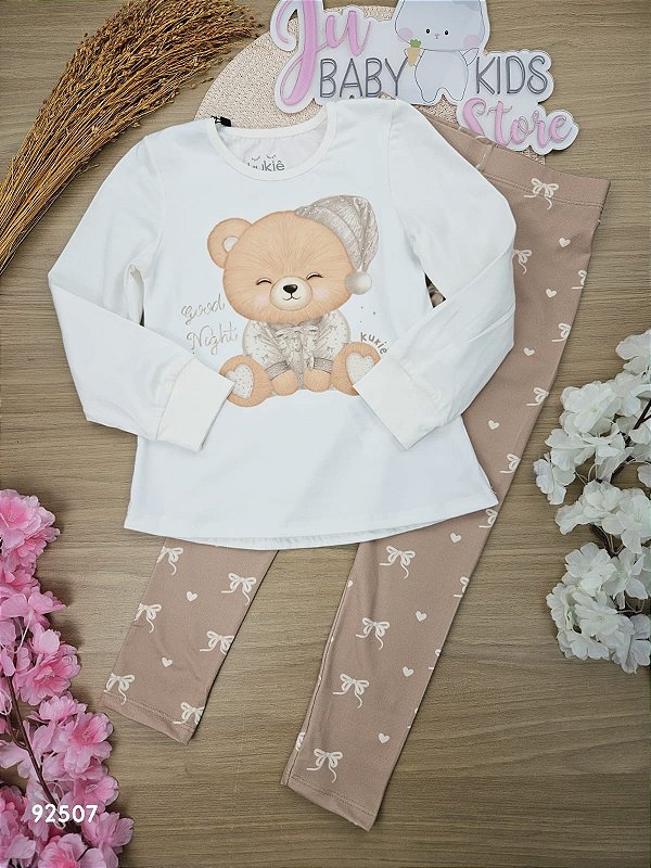Conjunto de Pijama de Blusa em Meia Malha e Calça em Malha Comfort Kukiê