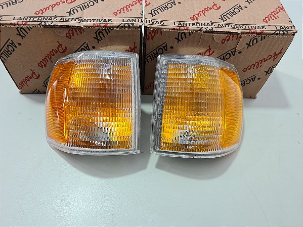 Par Lanterna Dianteira Gol Quadrado 91 92 93 94 Mod Arteb