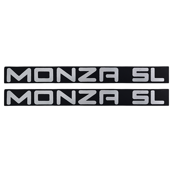 Par Plaqueta Emblema Friso  Monza SL  em Metal Adesivo  26,5cm Estoque Antigo