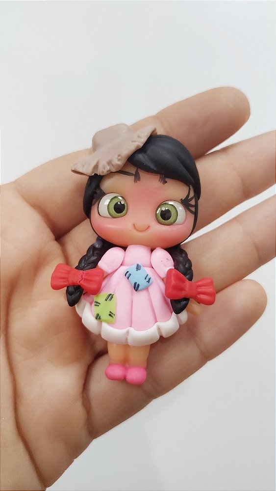 Boneca Junina Biscuit vestido rosa