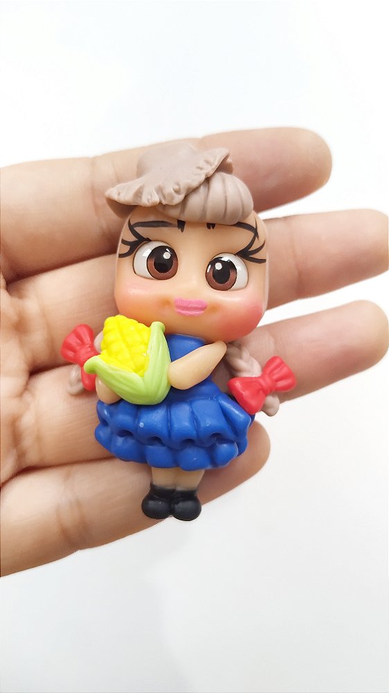 Boneca junina com milho, azul biscuit