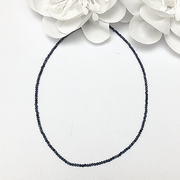 COLAR SAFIRA FACETADO MINI PEDRAS
