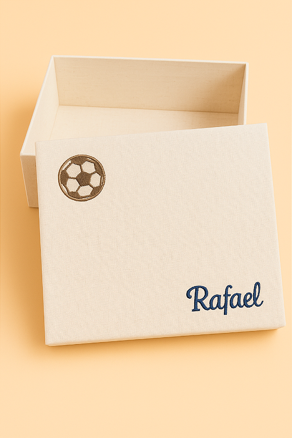 Caixa forrada em linho personalizada G