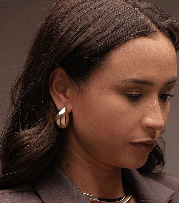 Brinco Gota Dourada Elegance M Banhada em Ouro 18k