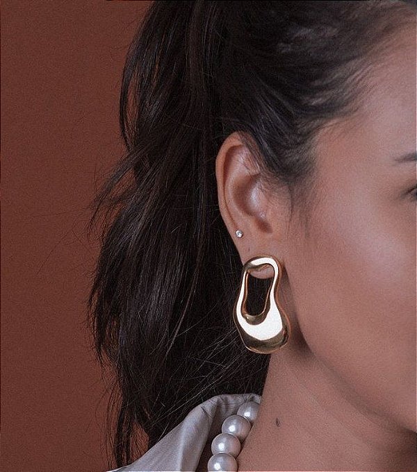 Brinco Orgânico Banhado em Ouro 18k