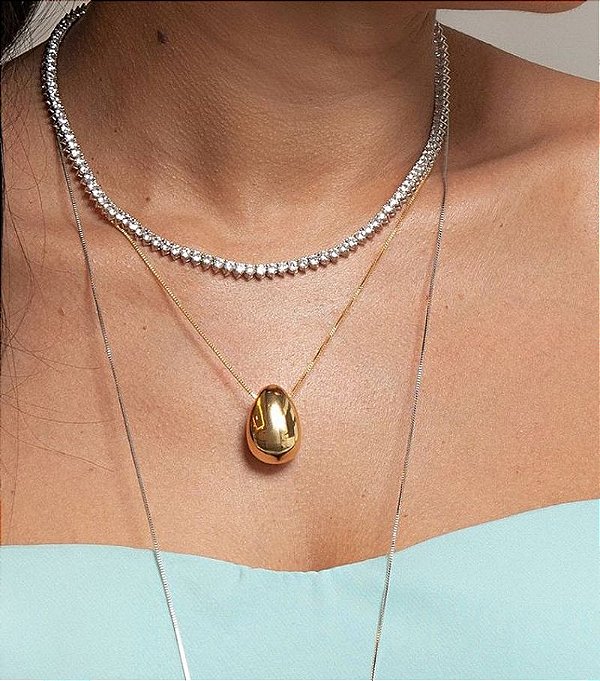 Colar Curto com Pingente Oval Banhado a Ouro 18k