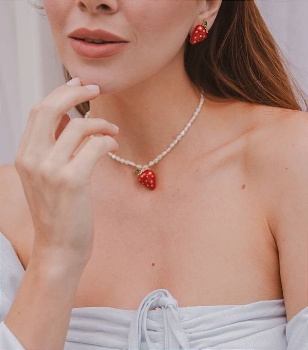 Colar Pérola e Morango Banhado Ouro18k