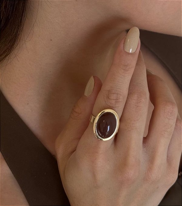 PRÉ-VENDA Anel Ajustável Oval Resina Marrom Banhado Ouro18k
