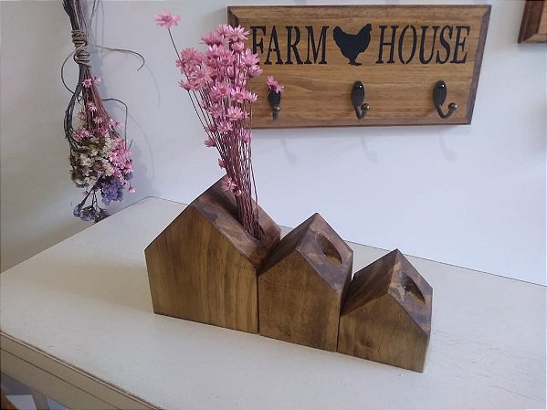 Castiçais Vilarejo - madeira