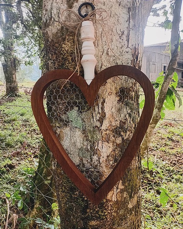 Coração Rústico com Telinha