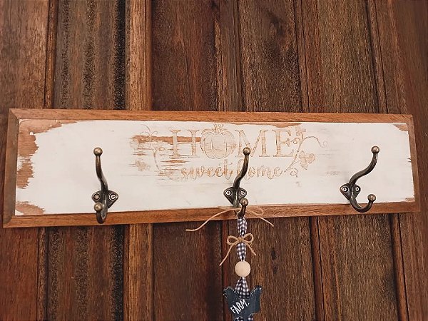 Gancheira Relevo Home