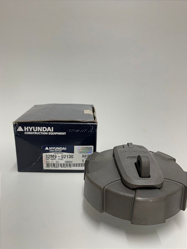 Tampa tanque de combustível - 32M9-02130 - R140, R160, R220, R1200-9, R140LC9, R140LC9S, R140W9, R140W9A, R140W9S, R145CR9, R160LC9, R160LC9S, R160W9A, R170W9, R180LC9, R180LC9S