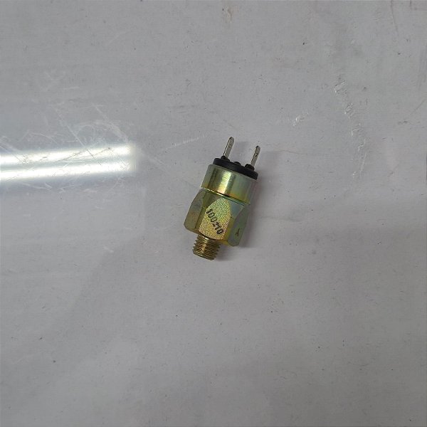 31L1-0095 - Interruptor de Pressão - HL17C, HL25C, HL720-3, HL720-3C, HL730-7, HL7303, HL7303C, HL740-3, HL740-3ATM, HL740-7, HL740TM-3, HL750, HL750-3, HL757-7, HL760, HL760-3, HL760-3ATM, HL760-7, HL760-7A, HL770, HL770-3, HL770-3ATM