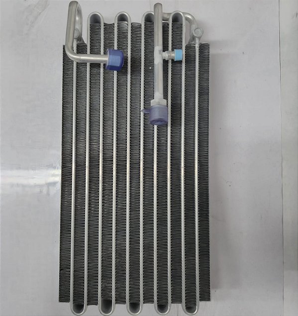 11104083 - Evaporador - A25, A30, A35, A40, L50, L70, L90, L110, L120, L150, L180, L220, L330