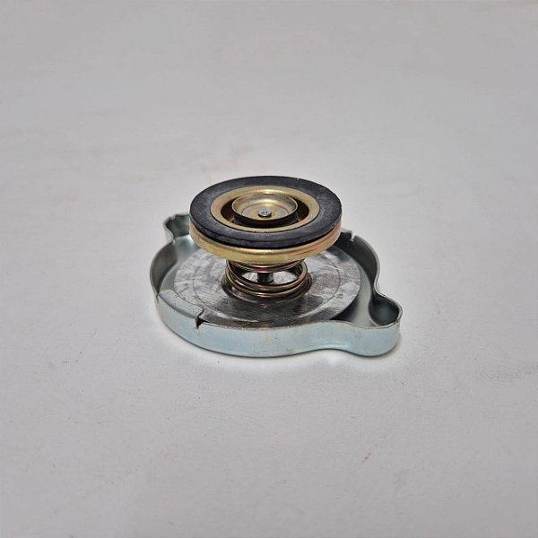 11EK-42200 - Tampa do Radiador - R110-7A, R130LC3, R130W3, R140LC-7, R140LC-7A, R140LC9V, R140W7, R140W7A, R160LC3, R160LC7, R160LC7A, R170W3, R170W7, R170W7A, R180LC3, R180LC7, R180LC7A, R200LC, R200NLC3, R200W3, R200W7, R210E