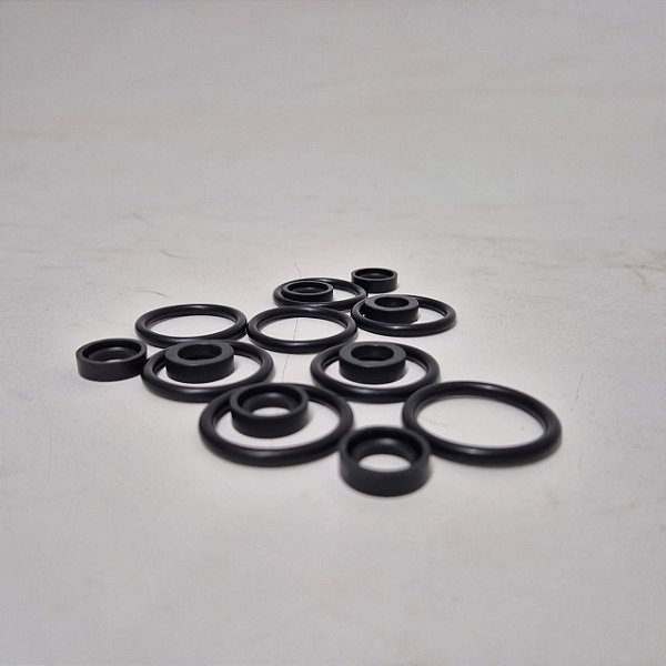 91ER-20050 - Reparo do Joystick - R110-7, R130LC3, R130W3, R140LC-7, R140W7, R160LC3, R160LC7, R170W3, R170W7, R180LC3, R180LC7, R200NLC3, R200W3, R200W7, R210LC3, R210LC3H, R210LC3LL, R210NLC7, R250LC3, R250LC7, R290LC3, R290LC7