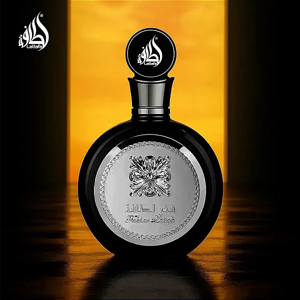 Perfume Árabe Lattafa Fakhar Black Masculino Eau de Parfum 100ml Original